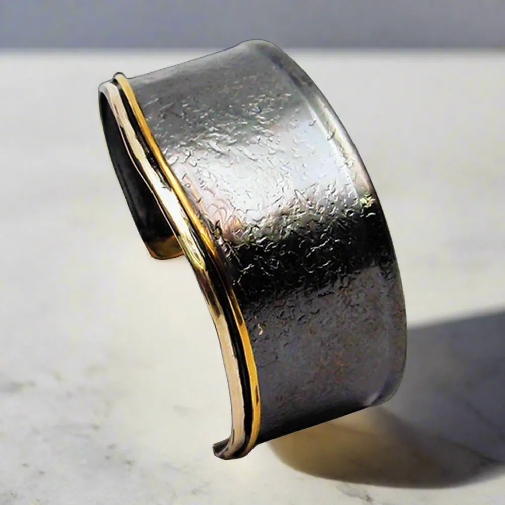 Cuff bracelet in Sterling Silver with Decorative Black Patina (Oxidation) (BM-09)