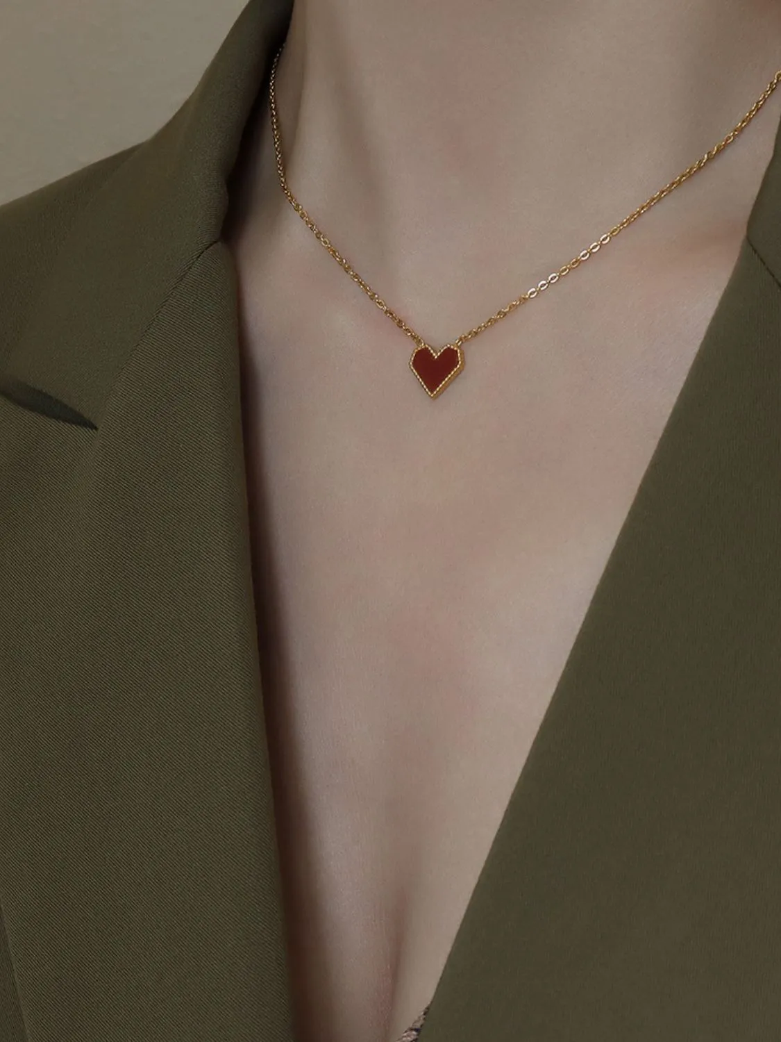 Dainty Red Heart Clavicle Chain Necklace