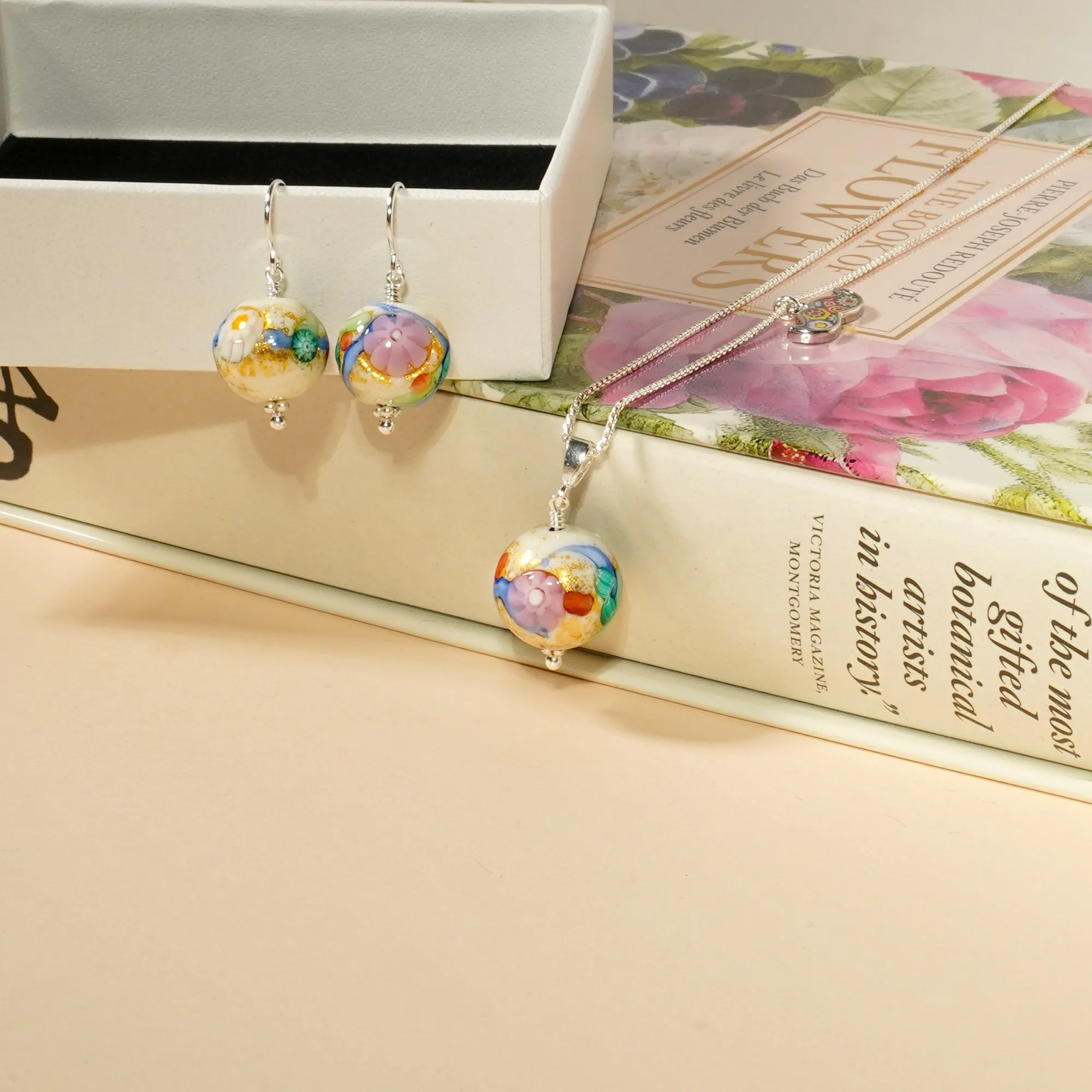 Love in Bloom Round Earrings