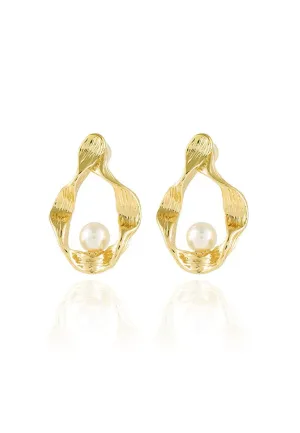 Muse Pearl Sculpted Earrings in Gold