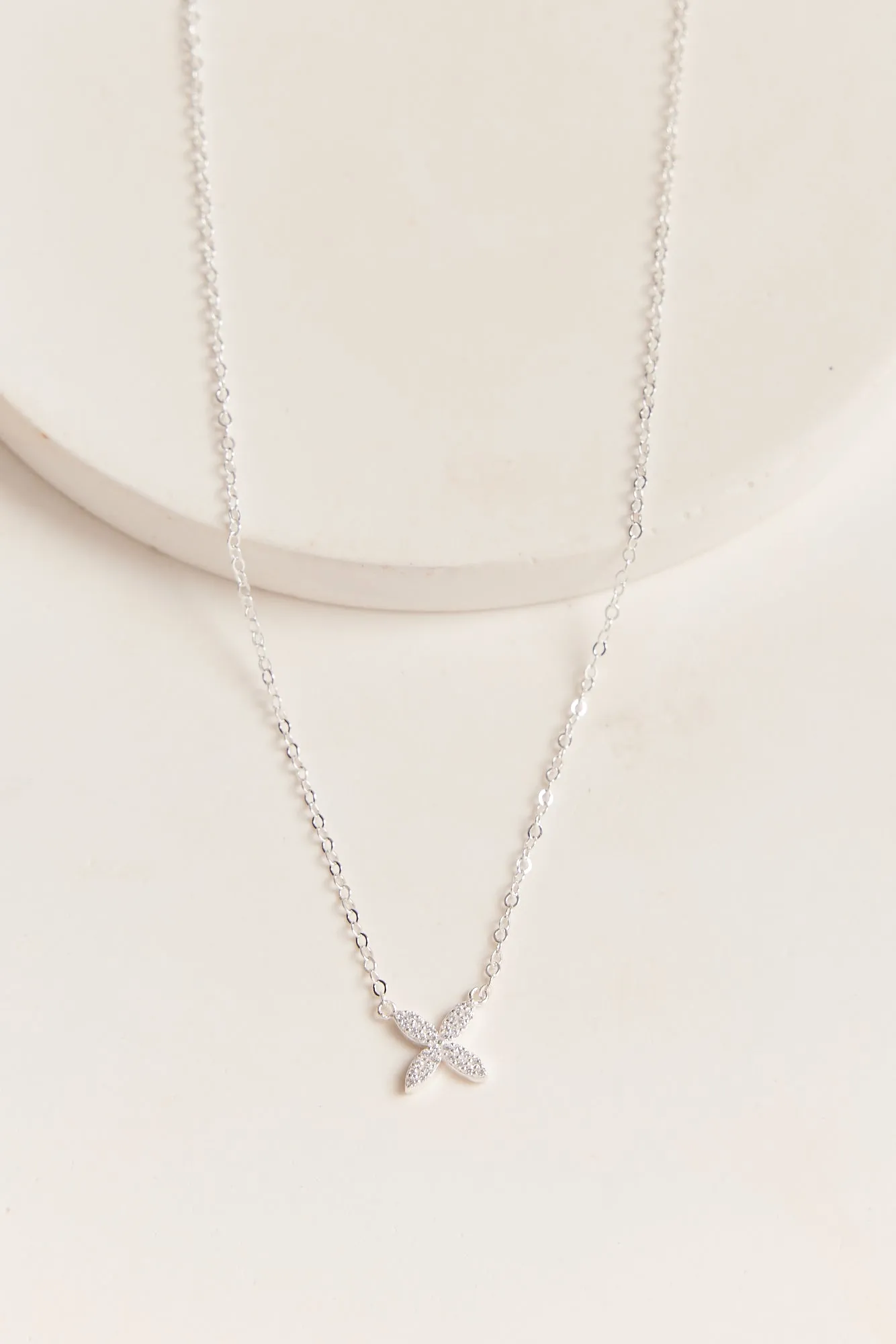 Nora Necklace Silver