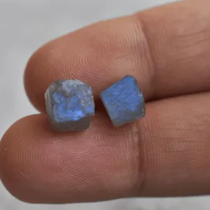 Raw - Labradorite Studs